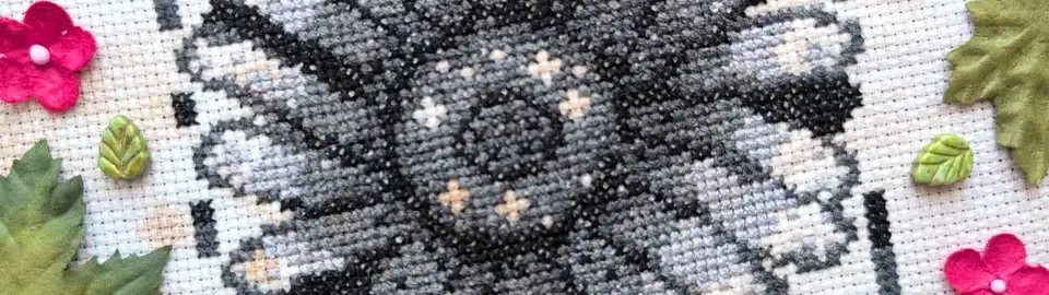 A cropped horizontal banner of the pattern Afternoon Aster.